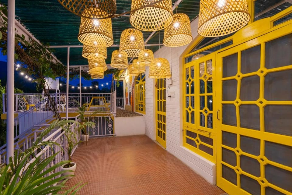 Whoopers Home, Bir Apartment in Punjab, India