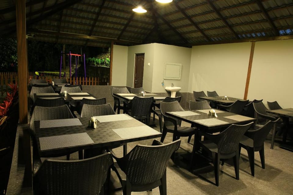 The Mountain Shades Hotel in Madikeri