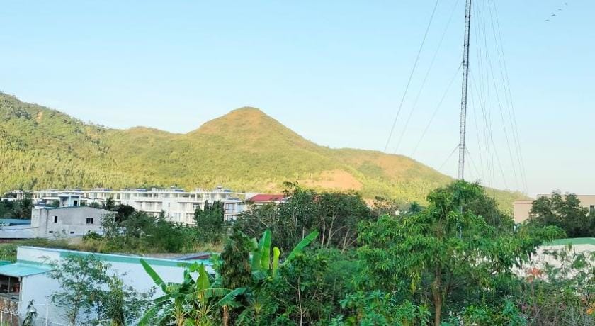 Nhà Nghỉ Lâm Tùng Bed and Breakfast in Nha Trang