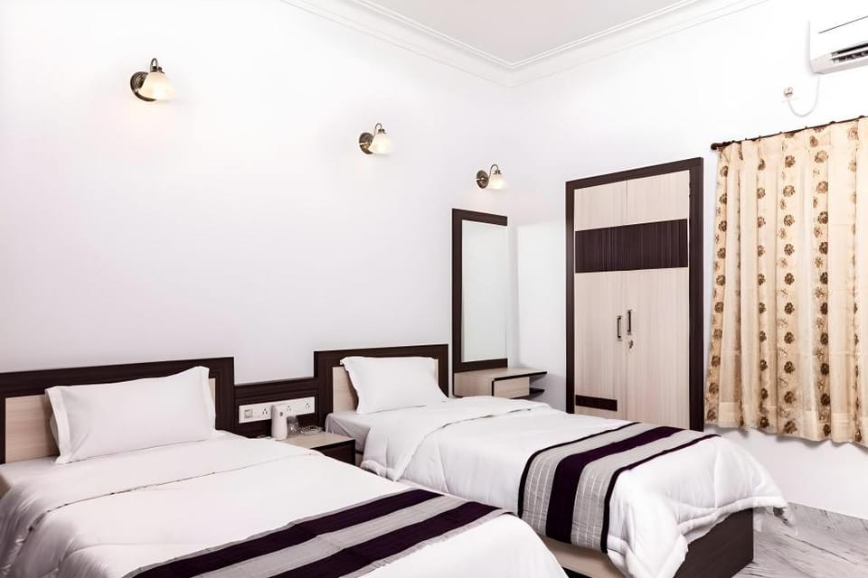 Saini International Hotel in Kolkata