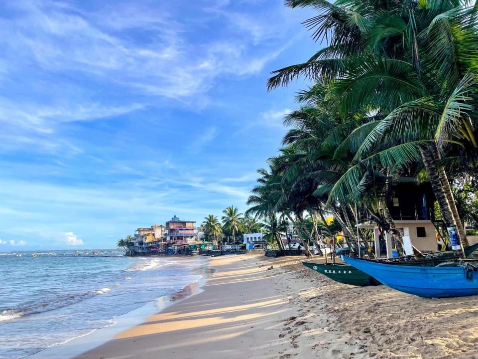 Happy Stay Holiday Inn Bed and Breakfast in Hikkaduwa