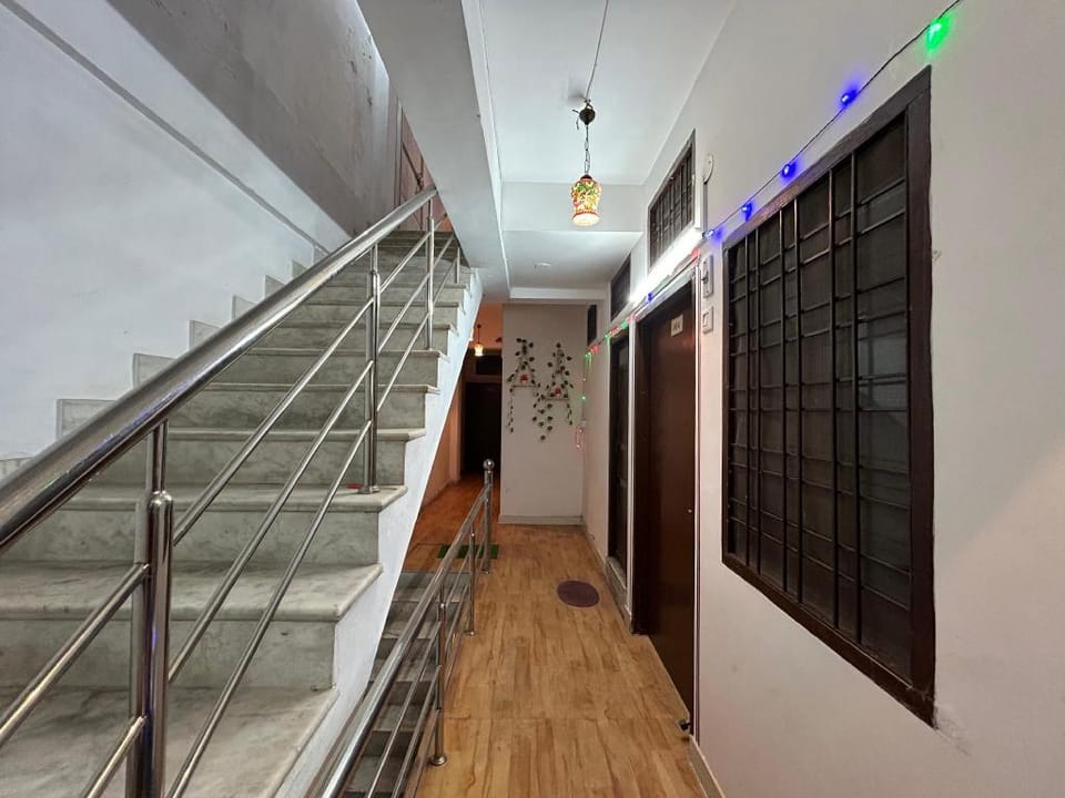 Ashish Guest House Udaipole Hostel in Udaipur