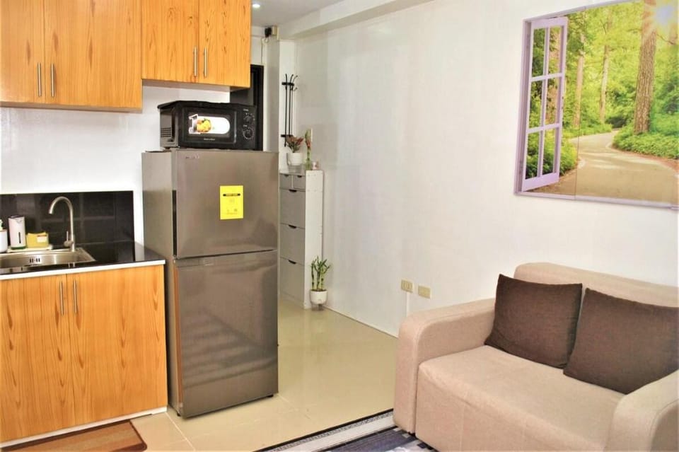 Jun's Apartment (near NAIA Terminal 1, 2, 3) Apartment in Paranaque