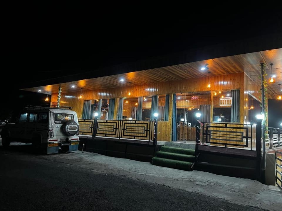 Prince Homestay & Restaurant Vacation rental in Uttarakhand