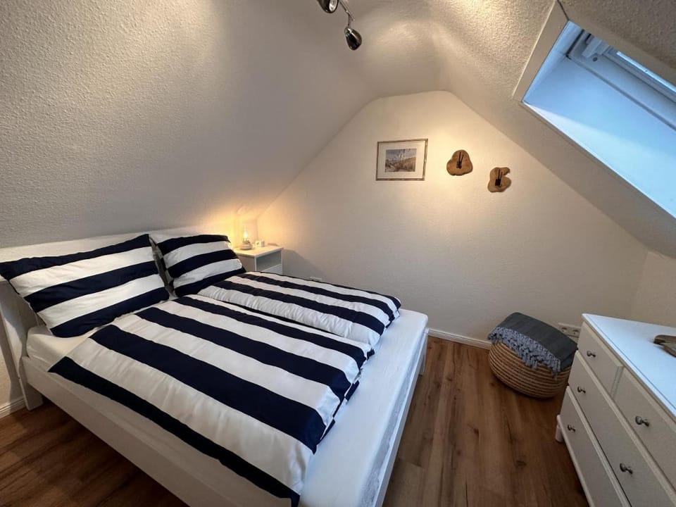 Ferienwohnung Deichblick Vacation rental in Emden