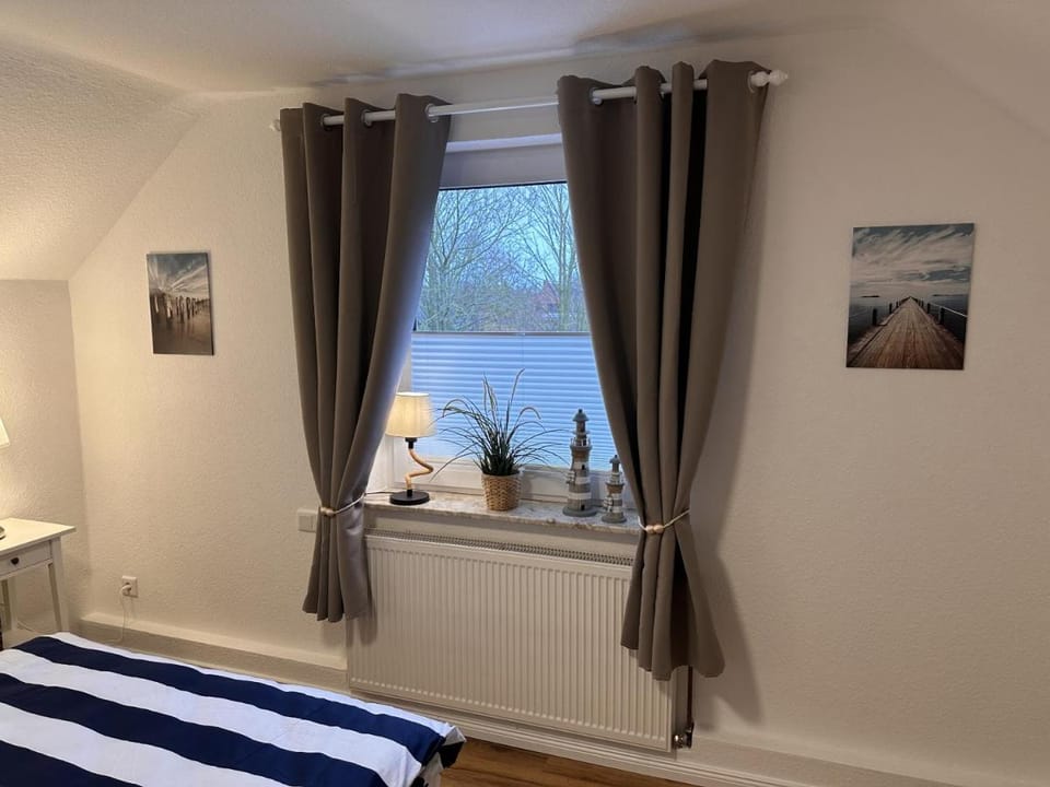 Ferienwohnung Deichblick Vacation rental in Emden