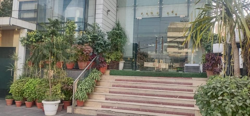 Hotel D'Grand Bareilly Hotel in Uttar Pradesh