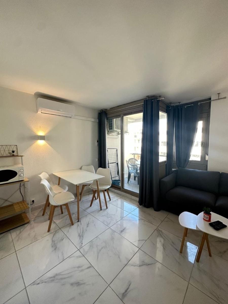 Résidence Graziella Studio 403 Apartment in Antibes