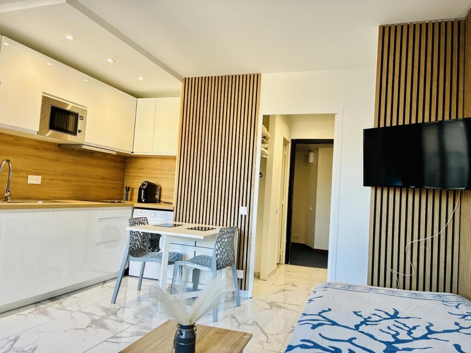 Résidence Graziella Studio 524 Apartment in Antibes