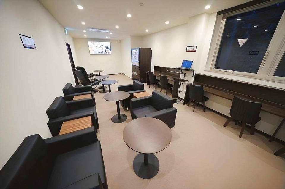 WELLCABIN TENJIN - Male Only Capsule hotel in Fukuoka