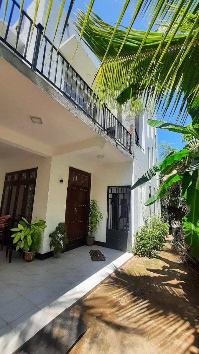 GRANDIFLORA safari resort Bed and Breakfast in Southern Province