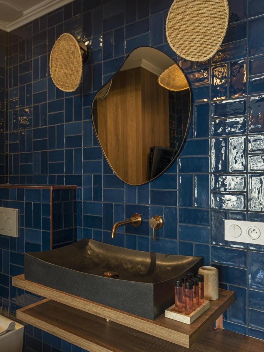 The Blue Alma Eiffel Tower Apartment in Paris