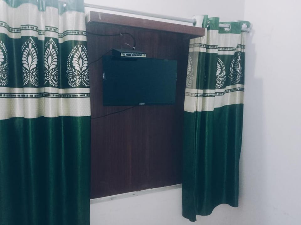 New bodhi tree inn  Vacation rental in Varanasi