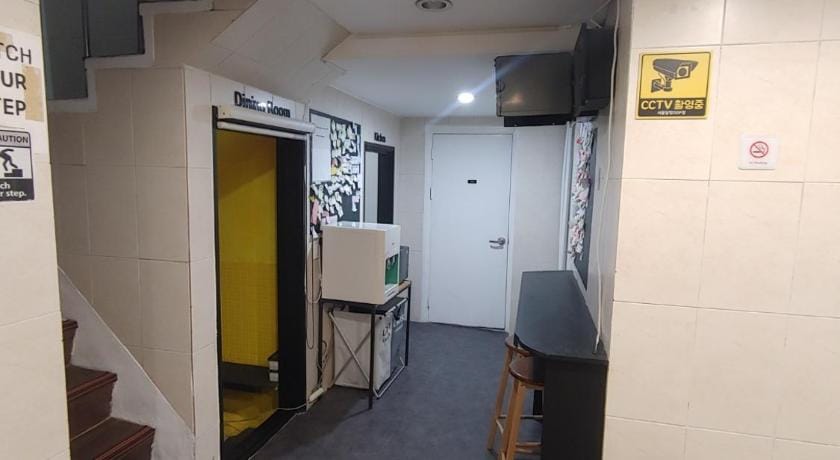 Joy Guesthouse Bed and Breakfast in Seoul