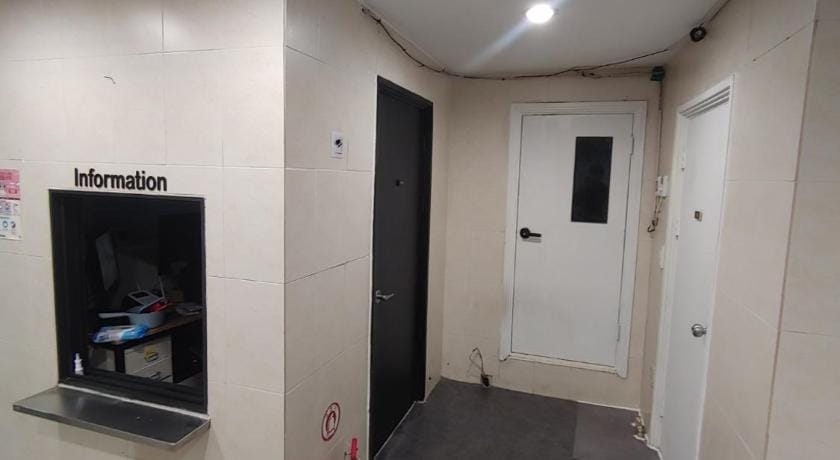 Joy Guesthouse Bed and Breakfast in Seoul