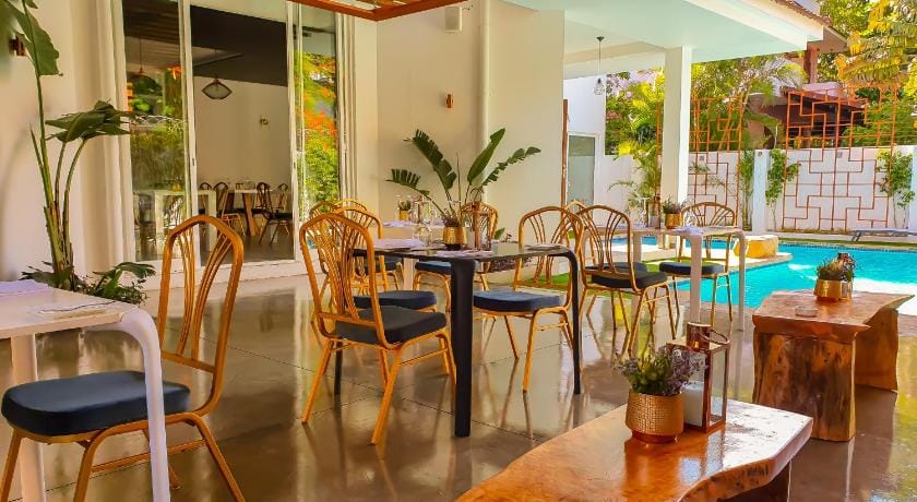 Angel Guest House - Beach Front Hotel in Africa