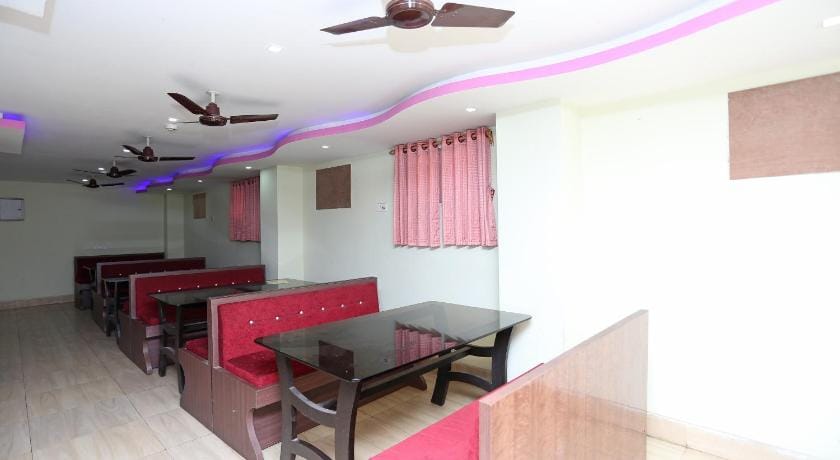 Hotel Geetanjali Palace Hotel in Kolkata