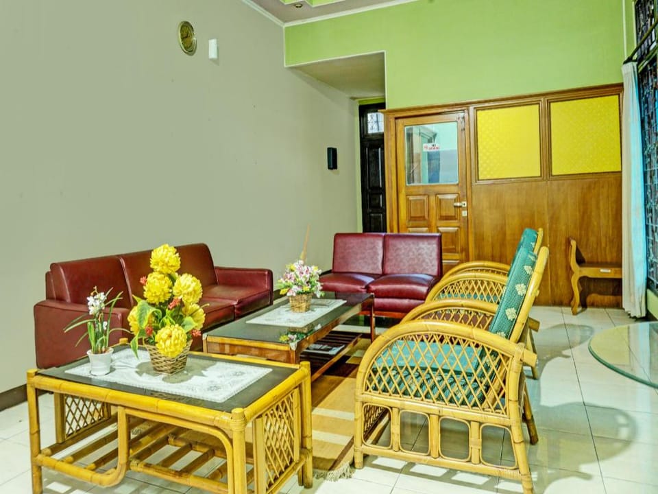 Hotel O Wisma Inayah Syariah Hotel in Indonesia