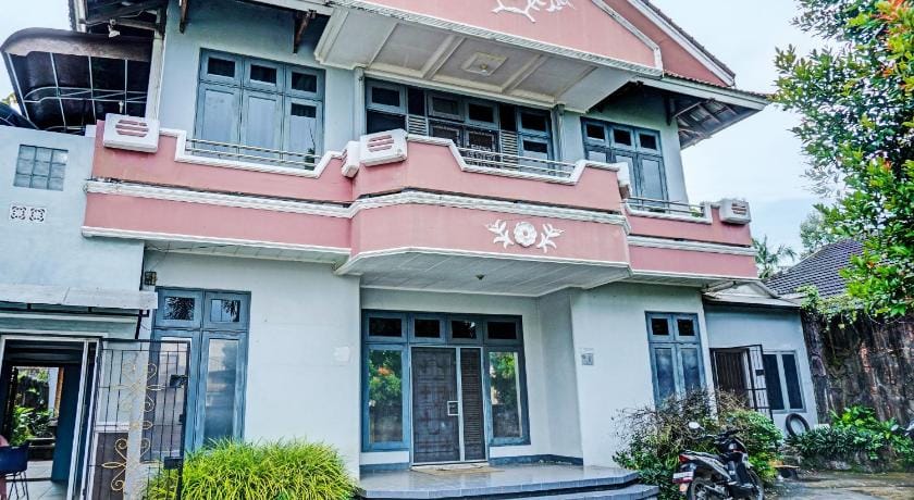 Hotel O Wisma Inayah Syariah Hotel in Indonesia