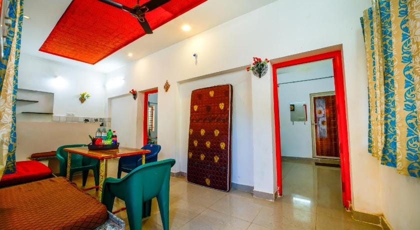 Hotel Five Laurels Hotel in Tamil Nadu
