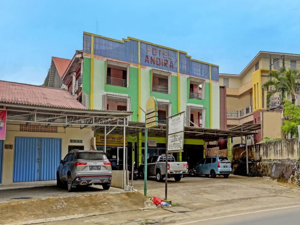 SPOT ON 92208 Hotel Andira Syariah Hotel in Indonesia