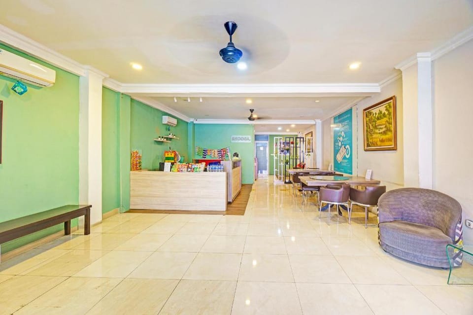Hotel O Ciputat Near Uin Ciputat Formerly Elite Residence Hotel in South Jakarta City