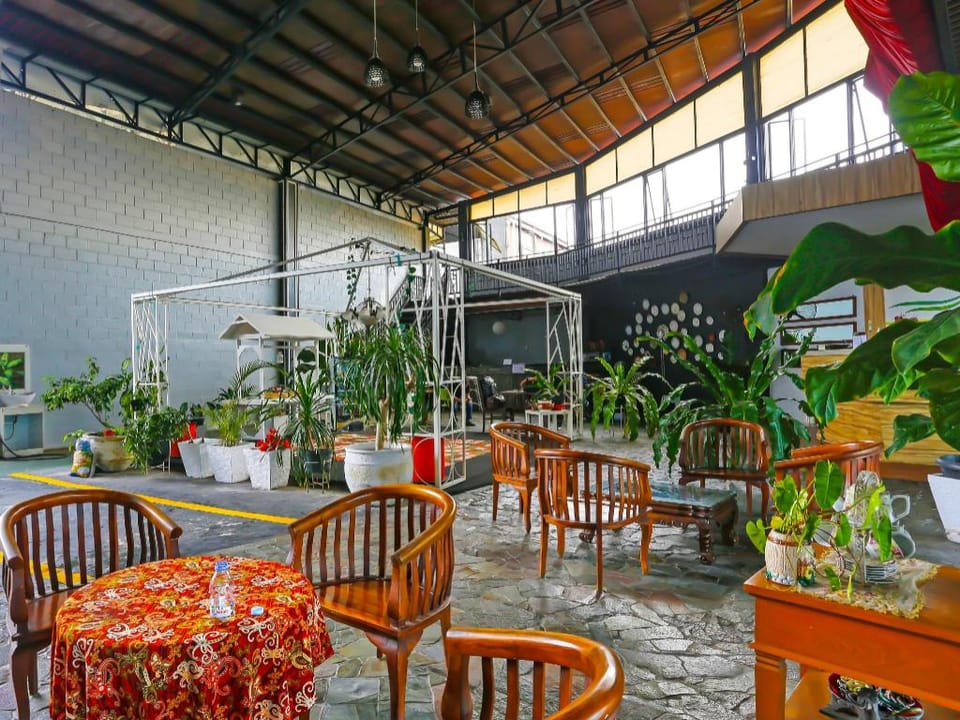 OYO 92218 Pondokan Nadita Homestay Syariah Hotel in Indonesia