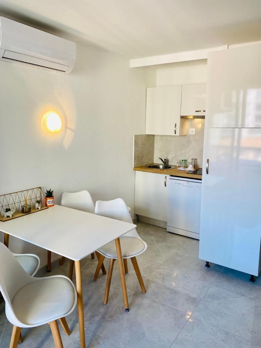 Résidence Graziella Studio 424 Apartment in Antibes