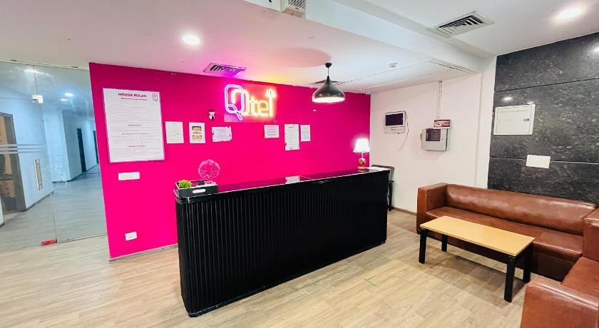 Qotel Comfort Chattarpur - Near Chattarpur Metro Hotel in New Delhi