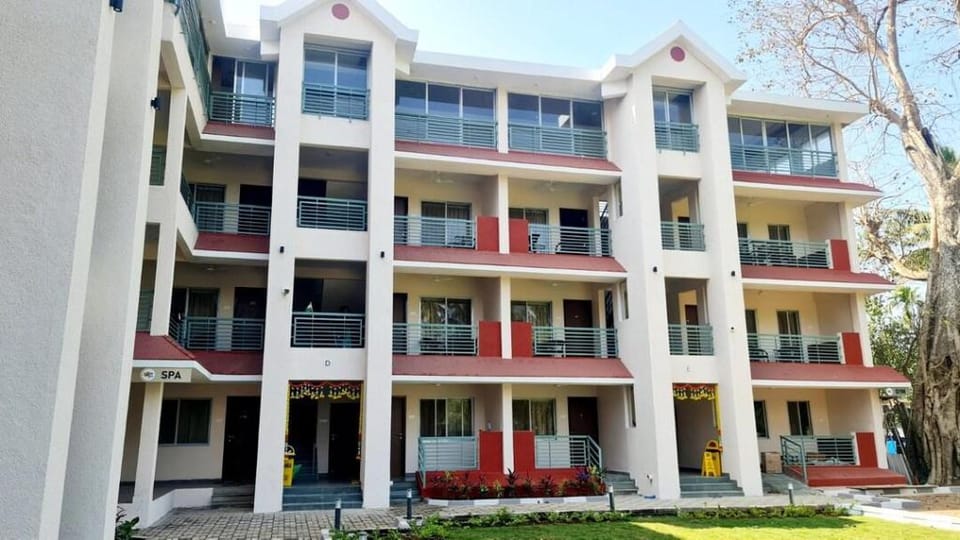 Sun N Sea Resort Hotel in Maharashtra