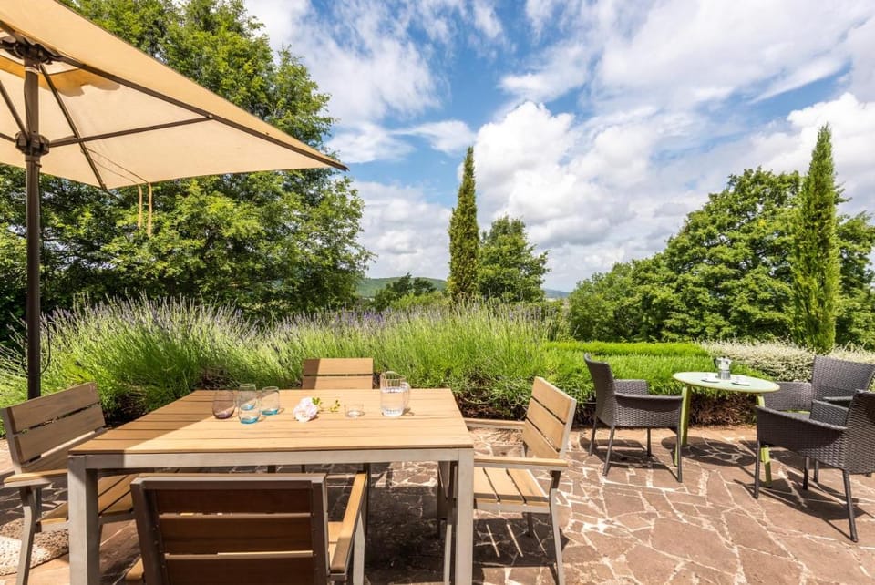 Chalet Basilico Apartment in Tuscany