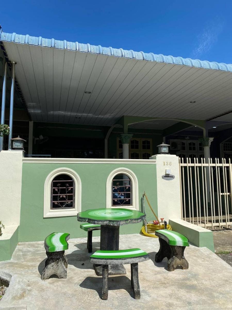 Gemilang Guesthouse Vacation rental in Kedah