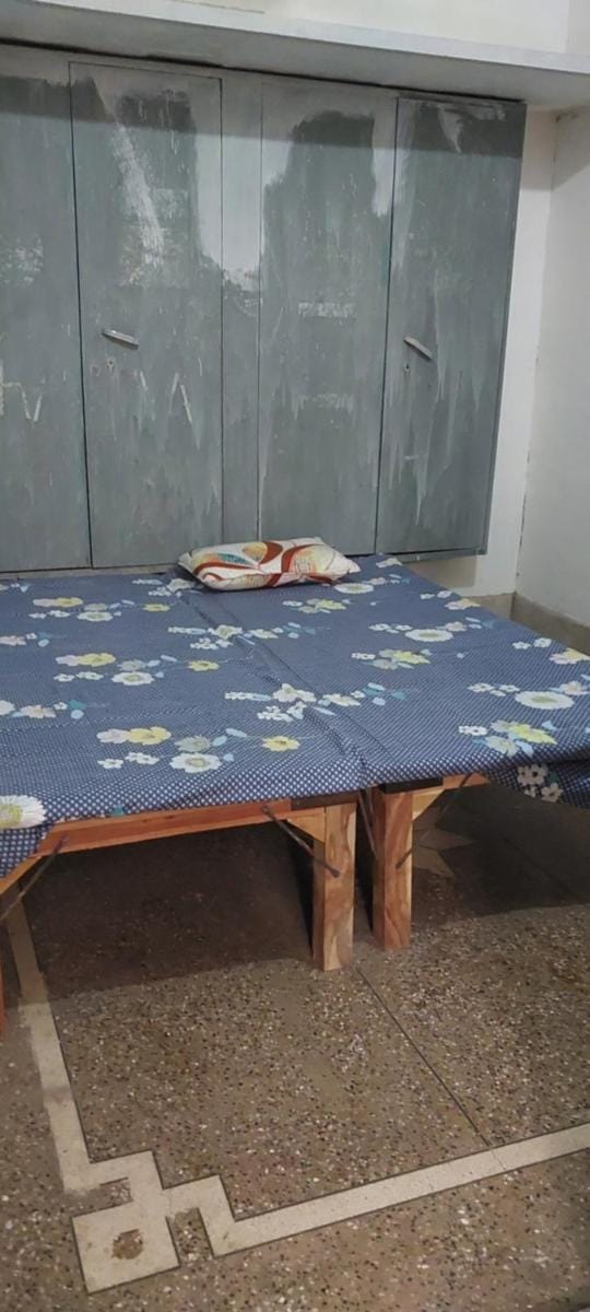 Shri Bankey Bihari Yatri Niwas Homestay Vacation rental in Uttar Pradesh
