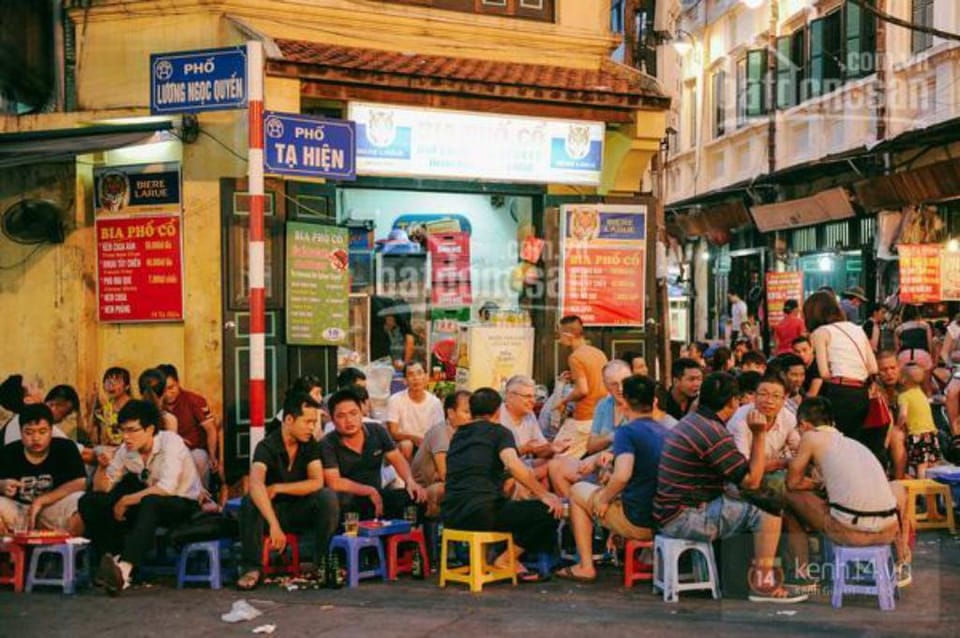 A precious old Vietnamese house in the heart Hanoi Vacation rental in Hanoi