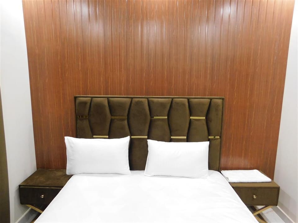 Kings Hotel Hotel in Lahore