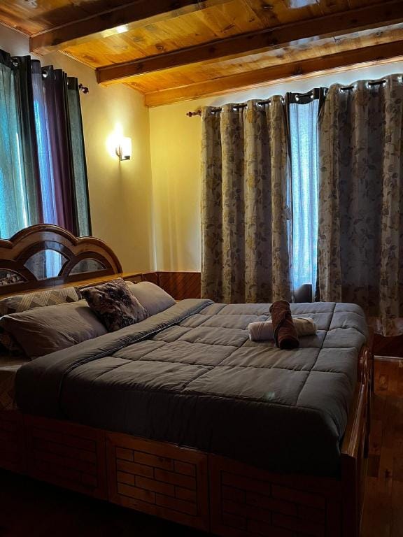 Home Away From Home - 5BHK Vacation rental in Himachal Pradesh