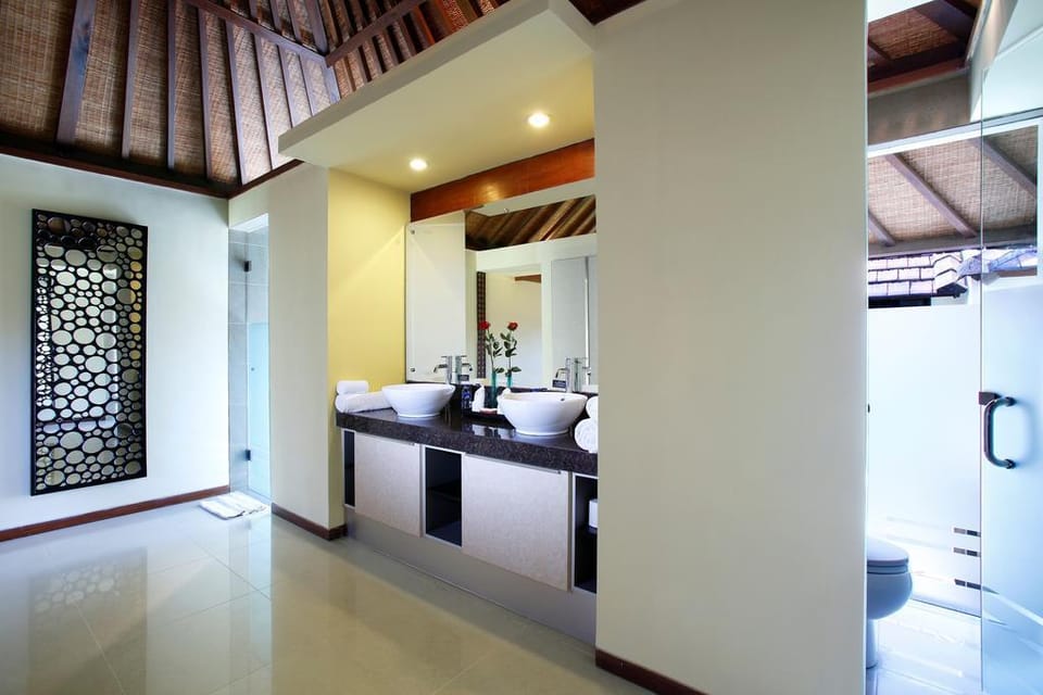 Luxury 2BDR Villa with Private Pool Canggu Villa in North Kuta