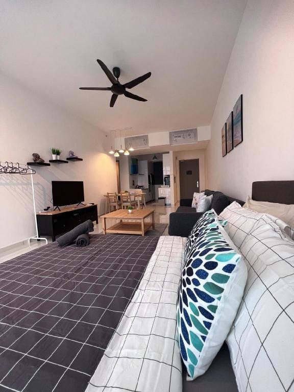Georgetown#Karpal Singh#Luxury & Glamorous Suite Vacation rental in George Town