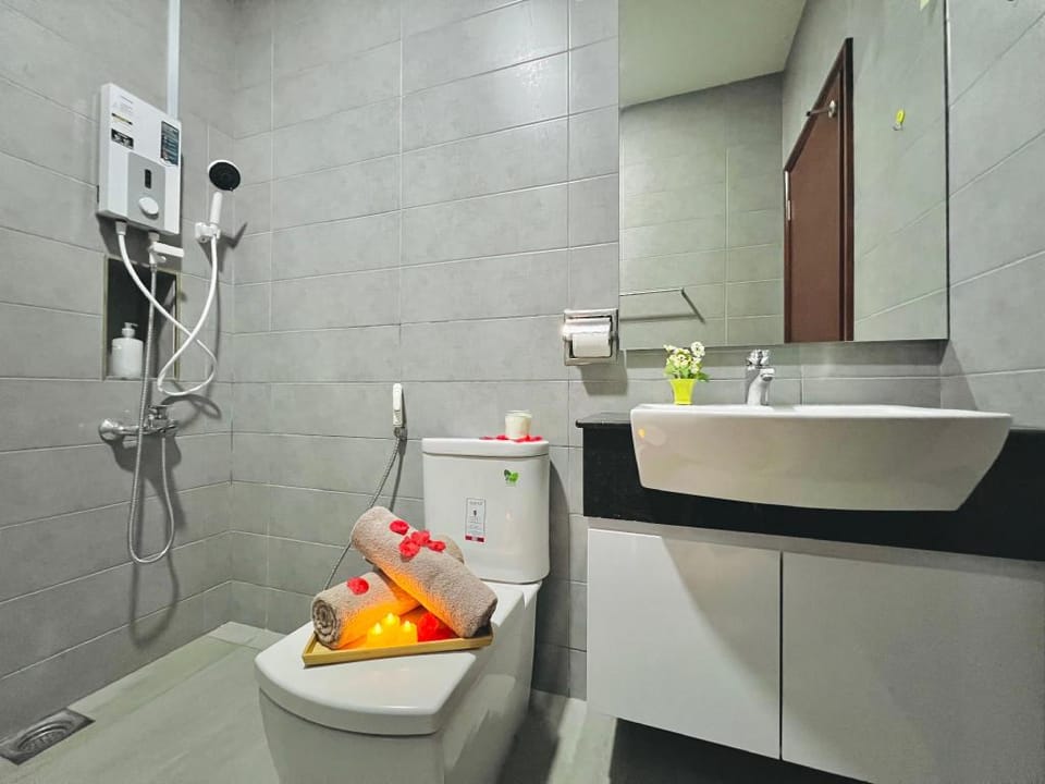 Paragon Suite, Violet by Antlerzone Apartment in Johor Bahru
