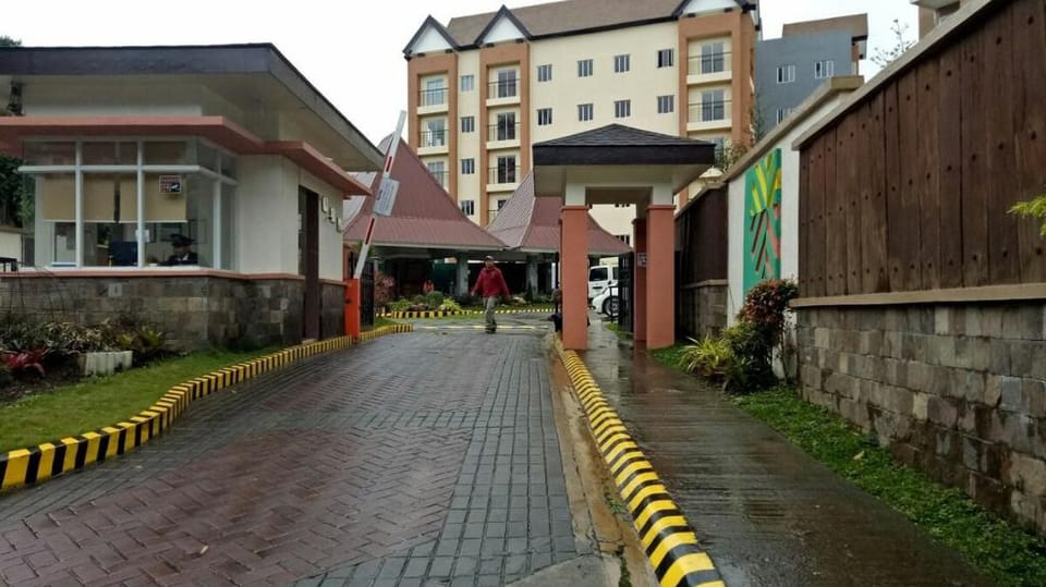 Michaela's Transient Inn  ( Condo Rental,DOT reg) Vacation rental in Baguio