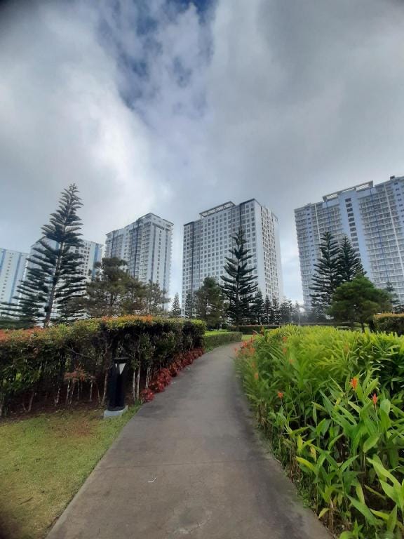 Smdc Coast Residence 40th Floor Penthouse Apartment in Tagaytay