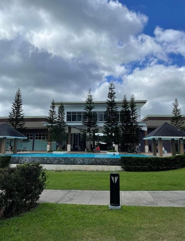 Balay Gracia: Taal View Corner Unit (Wifi+Netflix) Vacation rental in Tagaytay