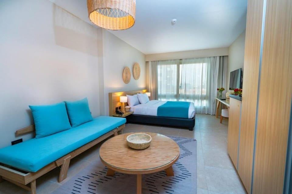 Deluxe Suite Double Sheraton View Ground Floor 019 Apartment in Hurghada
