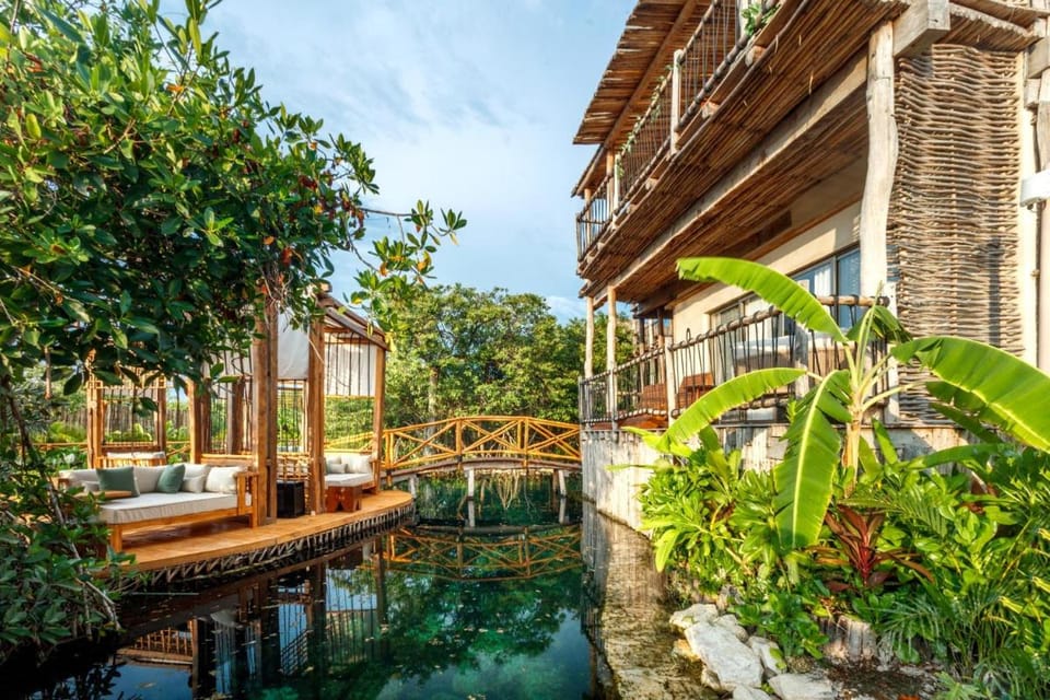 Hotel Shibari - Restaurant & Cenote Club Hotel in State of Quintana Roo