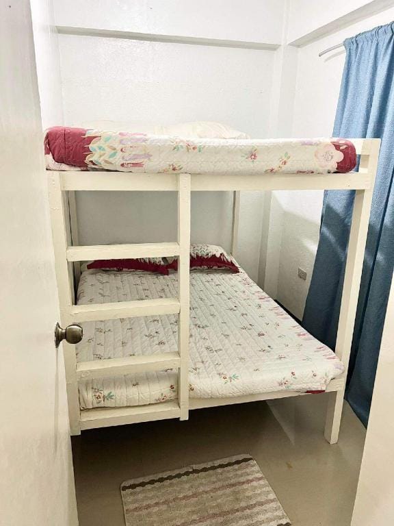 RENZO'S TRANSIENT HOME Vacation rental in Baguio