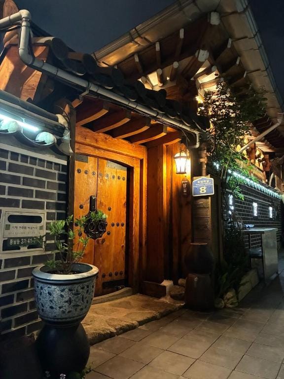Jeonju Hanok Stay Damgil Bed and Breakfast in South Korea