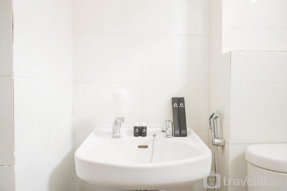 Big Studio & Homey Kebagusan City Apt By Travelio Apartment in South Jakarta City