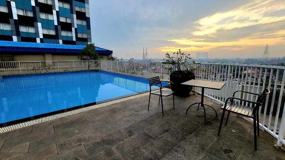 Studio5 @LRT Cikunir next to Ibis Style Jatibening Apartment in Jakarta