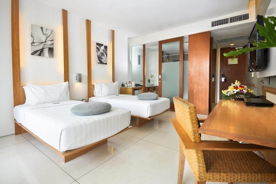 Adore 1 BR Deluxe Pool View with Balcony Y020 Apartment in Kuta