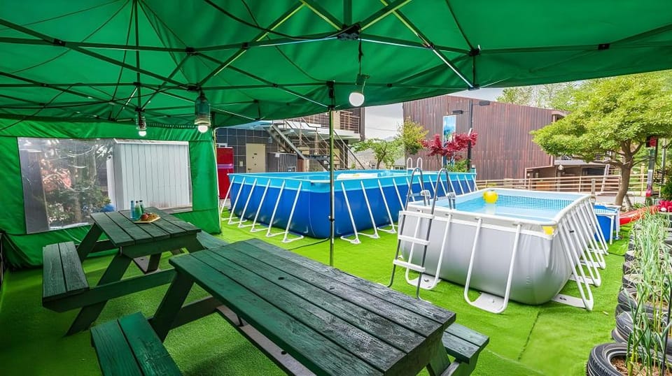 ERION Dog PENSION Bed and Breakfast in South Korea